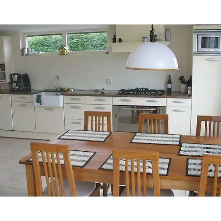 Holiday home Holiday Iv *